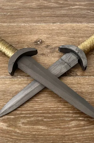 Daggers 2