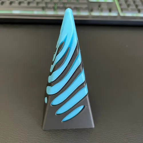 Fidget pyramid 1