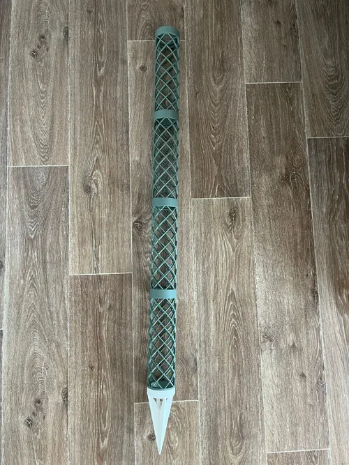 Modular moss pole
